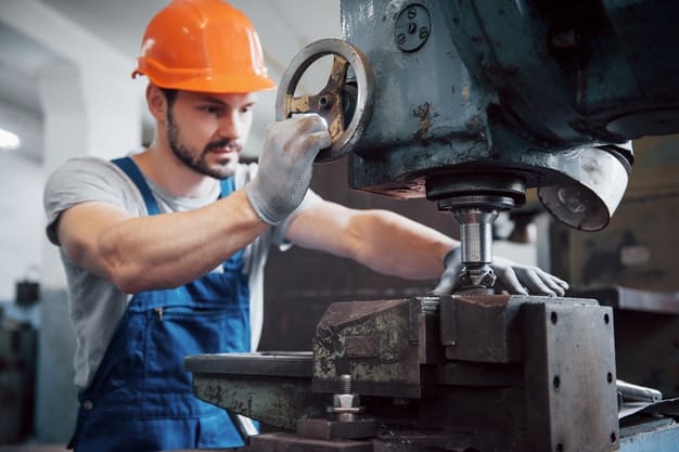 Assistência técnica de máquina